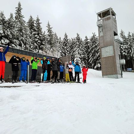 Apartmanovy Dum Pastak Лоучна-над-Десноу Экстерьер фото