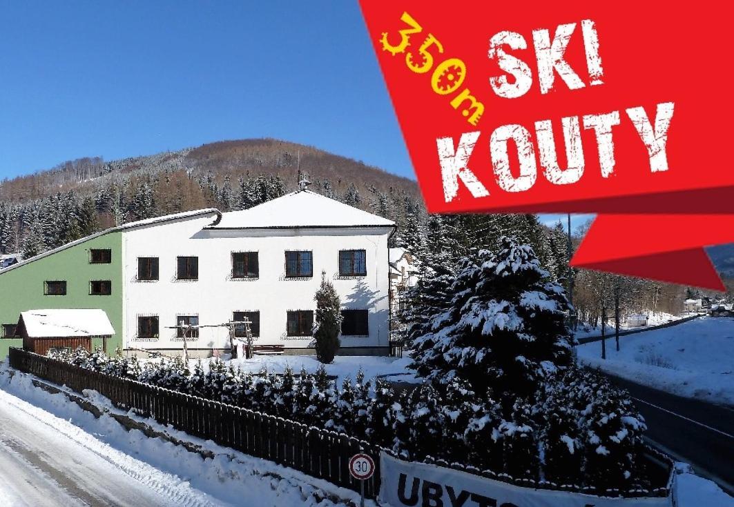 Apartmanovy Dum Pastak Лоучна-над-Десноу Экстерьер фото